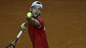 Taça Davis: João Sousa deixa Portugal a um ponto do playoff do Grupo Mundial