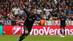 Ronaldo ataca a história