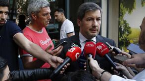 Bruno de Carvalho: «Que dê corda aos sapatos para resolver a questão do cigarro eletrónico»