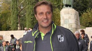Pedro Martins chega-se ao trono