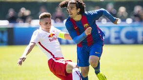 RB Salzburgo vence Barcelona e está na final