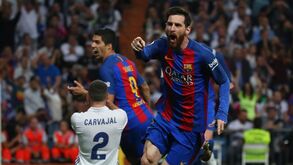 Messi decide clássico com golo 500 pelo Barcelona