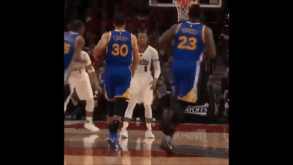 Curry lança e já sabe que a bola vai entrar?