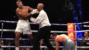 Boxe: Anthony Joshua supera Klitschko em combate épico