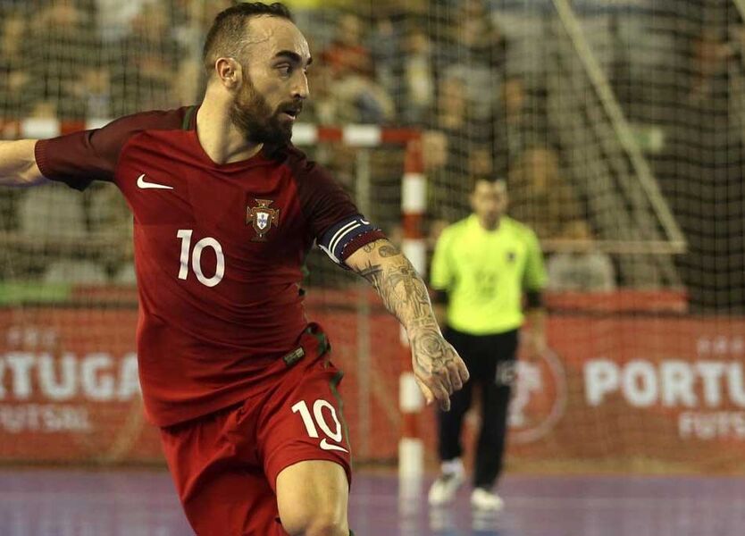 Ricardinho reeleito o melhor jogador de futsal do mundo