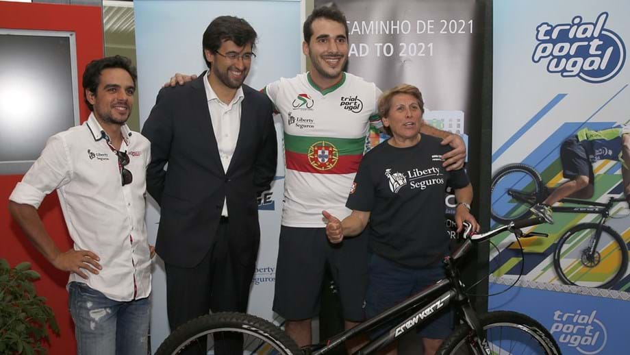 Trial Bike: João Sousa dá festival a subir