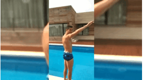 Ronaldo celebrou 100 milhões no Instagram... com salto para a piscina