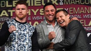 Oscar de la Hoya convida Trump a assistir a combate entre... mexicanos