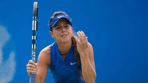 Michelle Brito não resiste às meias-finais de Naples