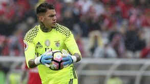Ederson fechado por 40 milhões de euros