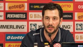 Sandro Schwarz promovido a treinador do Mainz