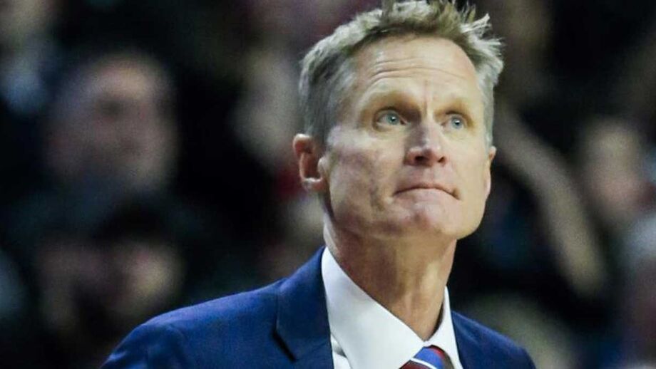 Steve Kerr ainda impossibilitado de voltar ao banco dos Warriors