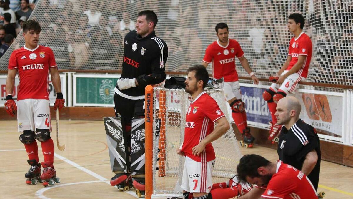 Hóquei: Benfica vence e continua empatado com o Sporting na frente