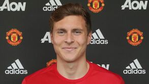 Lindelöf deixa mensagem aos adeptos do Manchester United