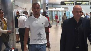 Fiorentina oficializa Bruno Gaspar