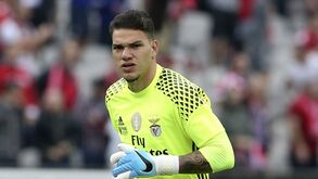 Ederson já assinou pelo City