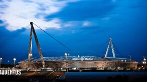 Estádio da Juventus passa a chamar-se Allianz Stadium