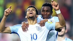 Inglaterra junta-se à Venezuela na final