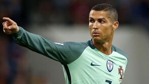 Filho de Cristiano Ronaldo com o mesmo nome do filho de Messi