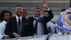 Cristiano Ronaldo informou Sergio Ramos de que não ficará em Madrid