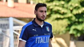 Donnarumma pede desculpa por 'tweet' e... admite renovar pelo Milan