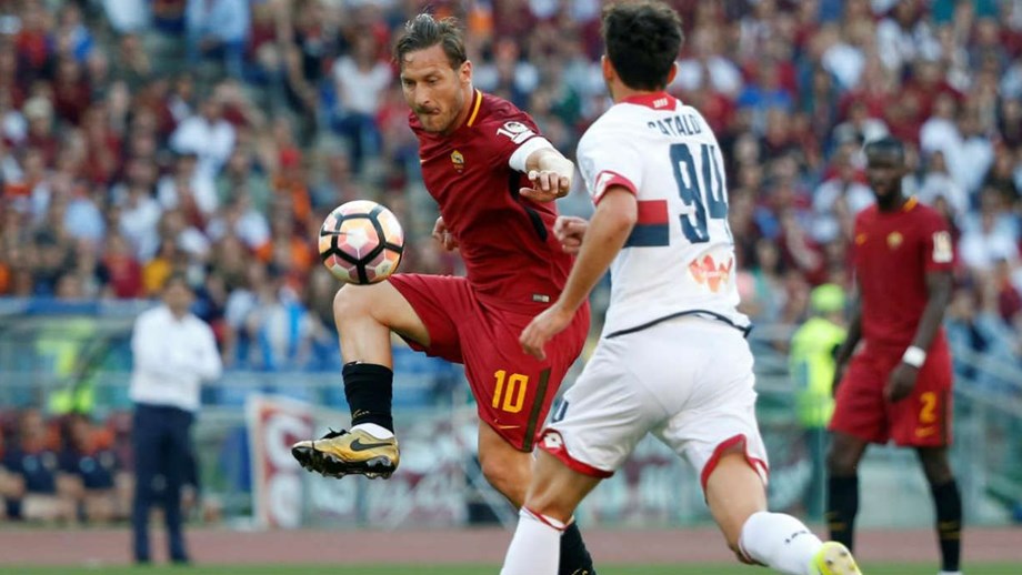 Tokyo Verdi confirma interesse em contratar Francesco Totti