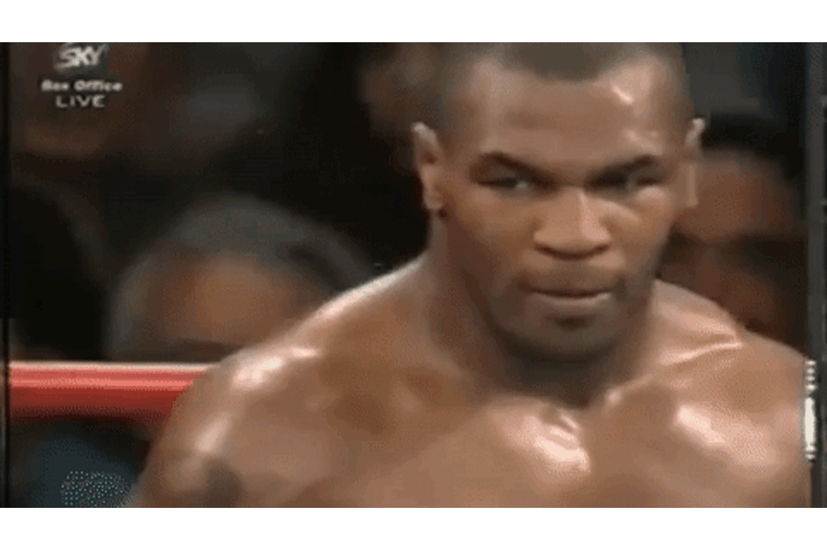 Tyson acabou por perder o combate por desqualificação.