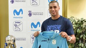 Ex-benfiquista Elisandro vai ser colega de Ricardinho