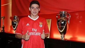 Tiago Gouveia troca Sporting pelo Benfica  
