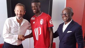 Oficial: Edgar Ié assina com o Lille
