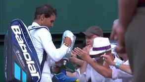 Rafael Nadal assinou num sítio bastante improvável