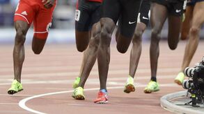 Rússia quer retirar prémios monetários e bolsas a atletas que acusaram doping