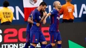 Barcelona derrota Juventus na estreia de Nélson Semedo