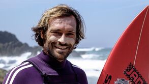 João de Macedo inicia circuito de ondas gigantes para ganhar 