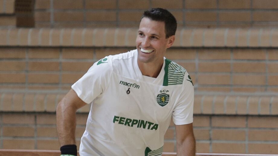 Estebán Ábalos: «Não pago contas com emblemas de Benfica ou Sporting»