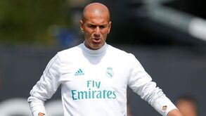 Zidane sai em defesa de Cristiano Ronaldo