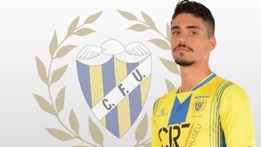 João Caminata emprestado ao Cinfães