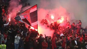 Nova remessa de bilhetes para a deslocação à Luz