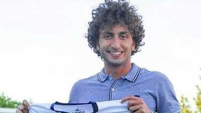 Warda importunou mulheres dos colegas e pode ser despedido do Feirense