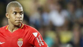 Monaco aceita negociar Mbappé