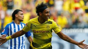 Borussia Dortmund vence no primeiro jogo sem Dembélé