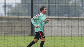 Adrien Silva autorizado a deixar a concentração da Seleção Nacional