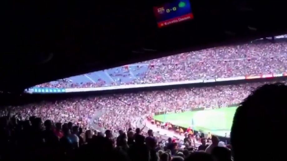 Adeptos do Barcelona cantam "Neymar muérete" em pleno jogo com a Chapecoense