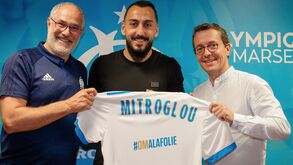 Mitroglou: «Por que razão saí? Têm de perguntar ao Benfica»