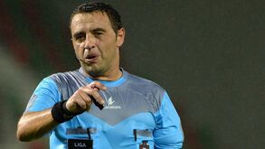 Prédio onde mora árbitro Vasco Santos vandalizado