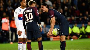 Cavani rejeitou 1 milhão de euros para deixar de marcar penáltis