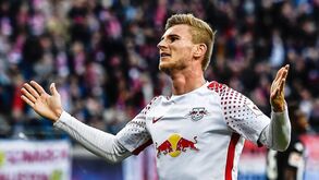 Barulho dos adeptos do Besiktas na origem da substituição de Timo Werner