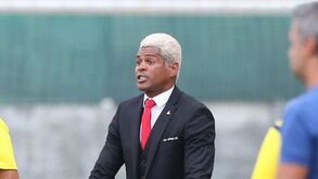 Abel Xavier pede melhores condições de trabalho à federação moçambicana