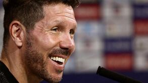 Simeone: «Messi teve a noite que todos os argentinos queriam»