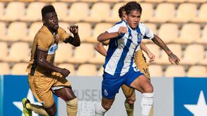 FC Porto B-Varzim, 3-0: Fede Varela em destaque